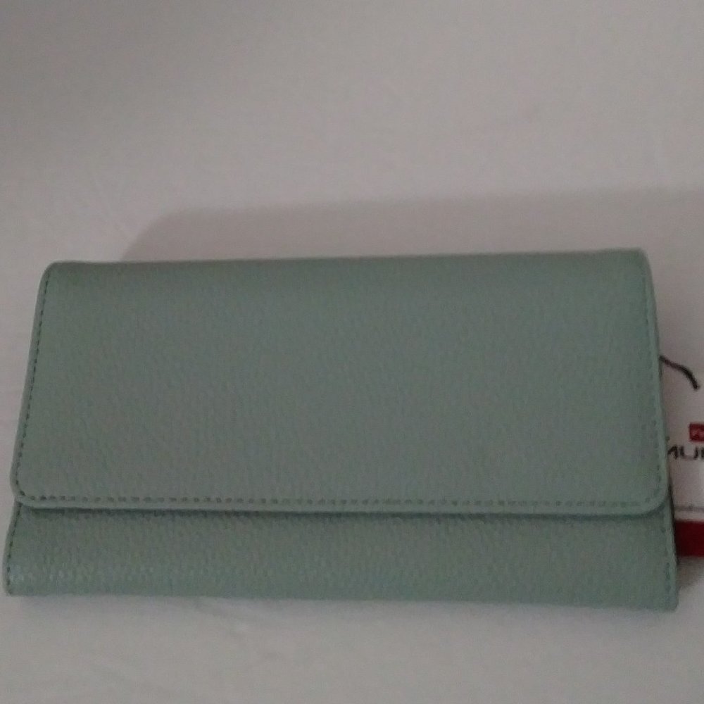 Mundi File Master Mint Trifold Wallet